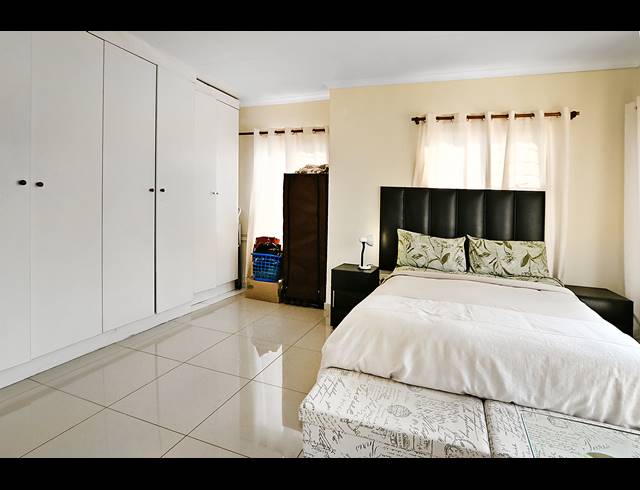 4 BEDROOM CLUSTER FOR SALE IN COUNTRY VIEW